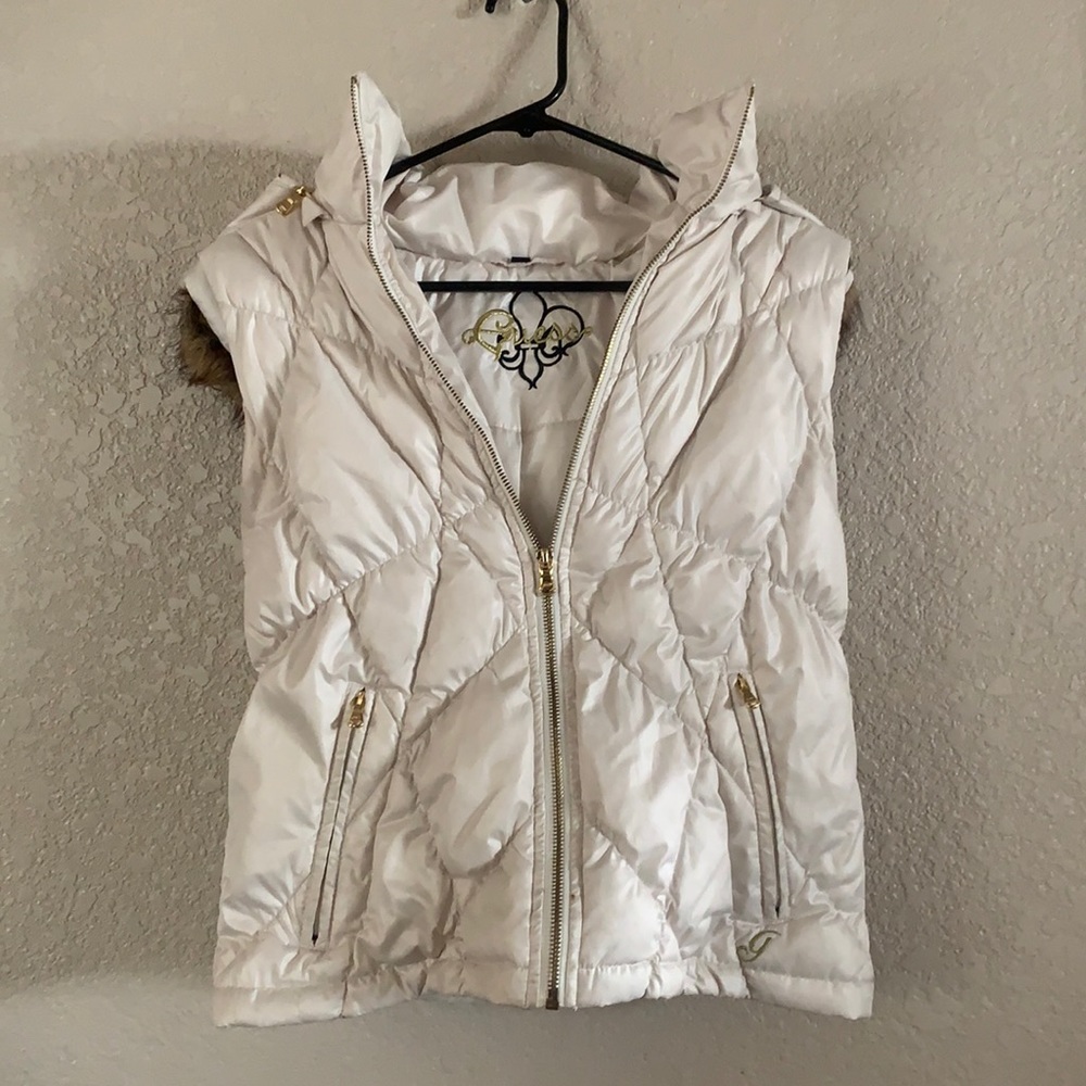Medium Cream Colored Guess Vest